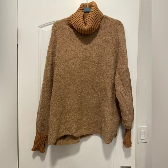NWOT Aerie Sweater - Picture 9 of 9